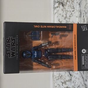 NIB nwt Star Wars The Black Series Mandalorian Nite Owl action figure hasbro